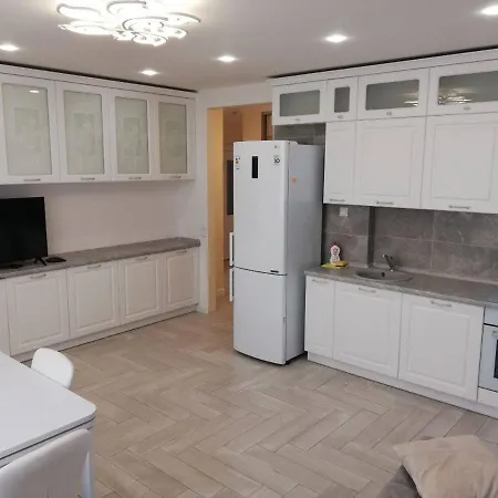 3Ех Комн Квартира По Ул.Туровского,24 Apartment