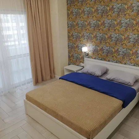 3Ех Комн Квартира По Ул.Туровского,24 *